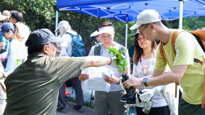 建造業郊野公園遠足植樹日2026